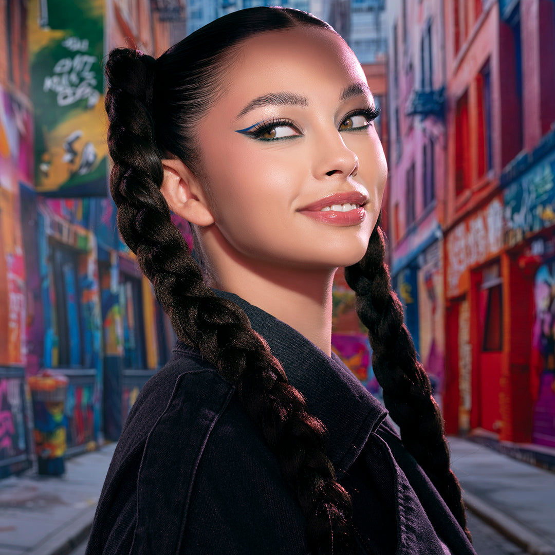 COLORLINER_SOLO_MODELLA_1.jpg